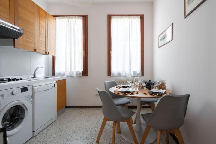 Ca’ Pesaro rooftop terrace apartment. Venecia Exterior foto