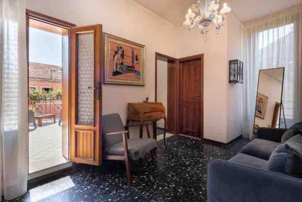 Ca’ Pesaro rooftop terrace apartment. Venecia Exterior foto